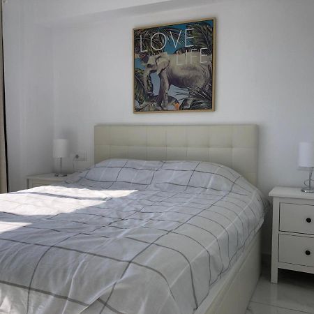 Amazing View Apartment Estepona Puerto Luaran gambar