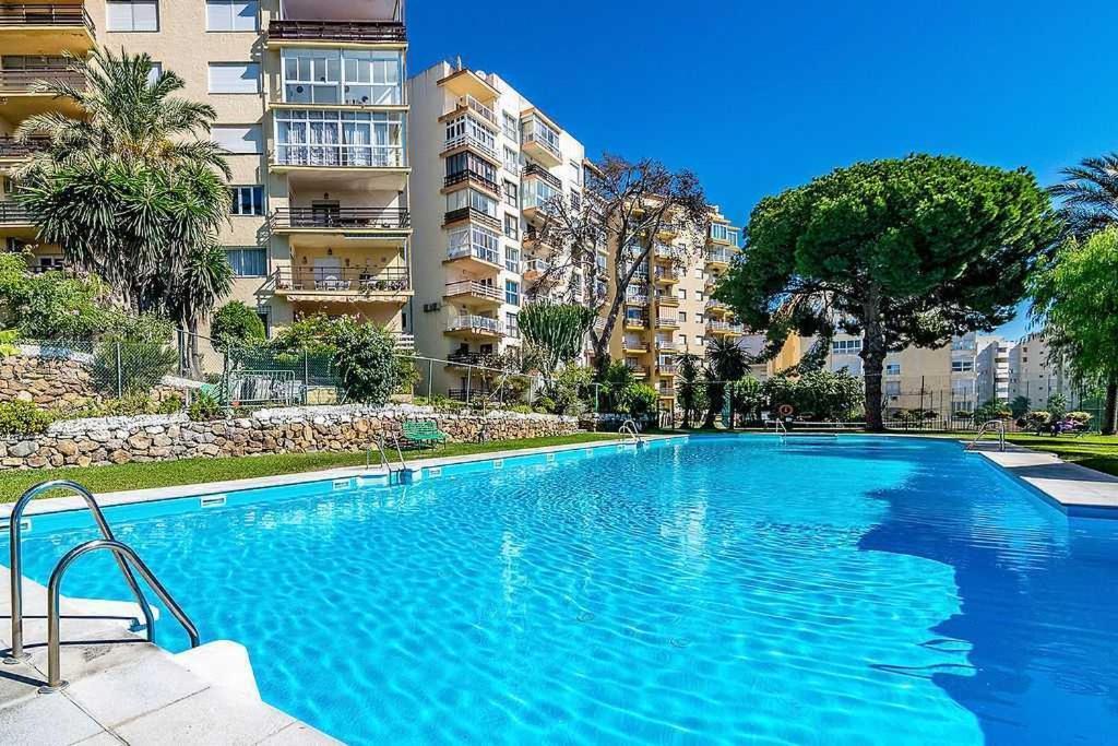 Amazing View Apartment Estepona Puerto Luaran gambar